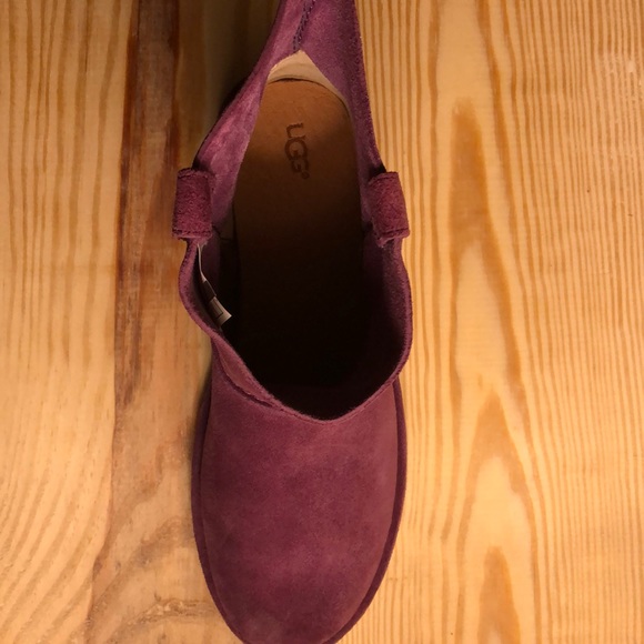 Purple Women’s UGG Boots - Picture 2 of 4